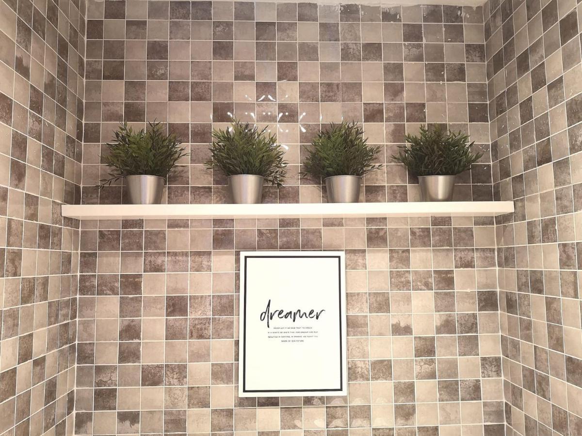 Apartmán Jinetes 16 Màlaga Exteriér fotografie
